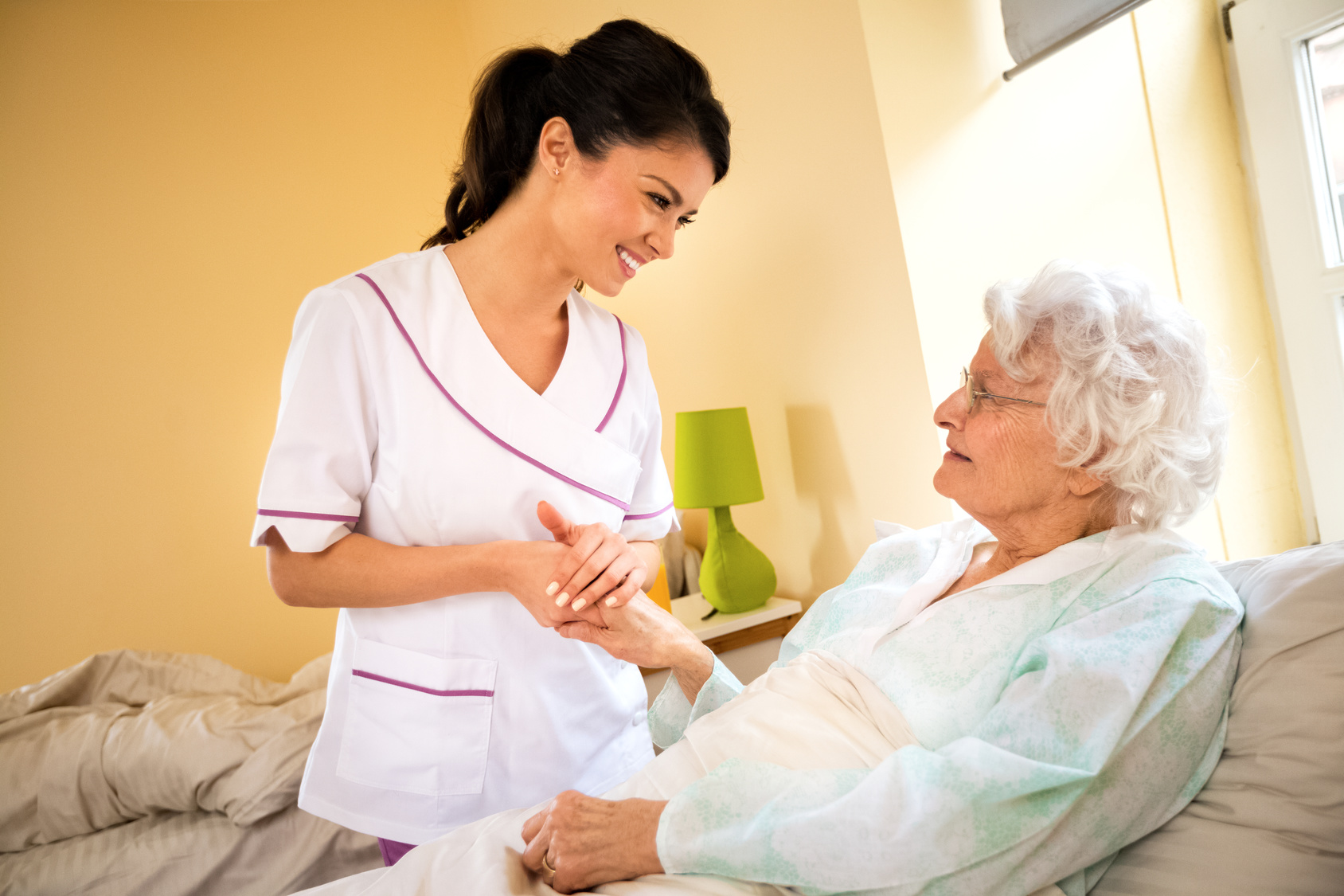 Caregiver-Patient-Bed