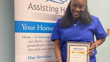 July Caregiver of the Month: Youlanda