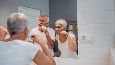 How to Help Your Senior Loved Ones with Their Personal Hygiene