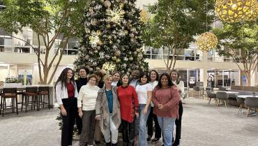 Assisting Hands Schaumburg/Park Ridge Holiday Event